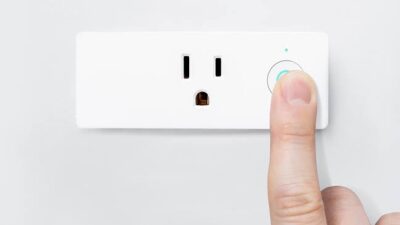 Smart Plugs Solusi Hemat Listrik Pintar di Rumah